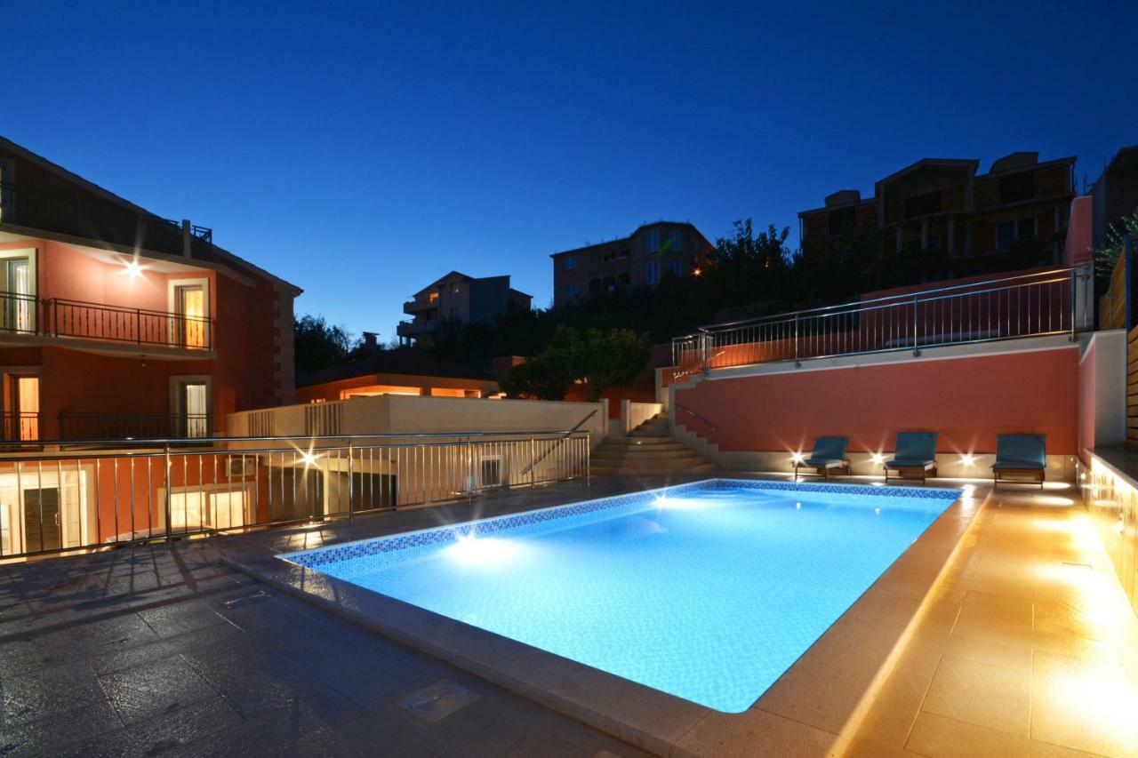 Apartamento Apartman Lucic Split Exterior foto